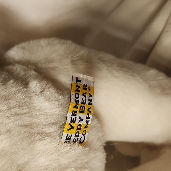 Vermont Teddy Bear Company Jointed Cream Color Blue Eyes Plush Stuffed - Picture 3 of 4